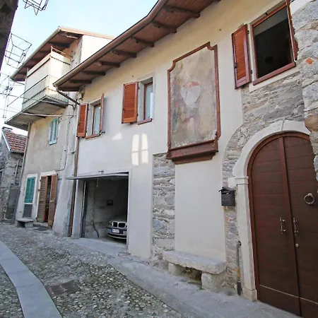 Locazione Turistica Mergozzo Holiday home *